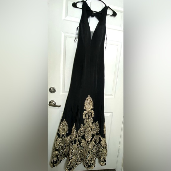 Coya Collection Dresses | Black and Gold Dress. - Picture 1 of 4